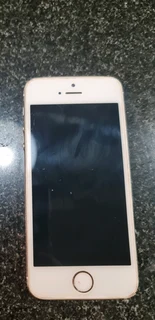 IPhone 5s A5130 Gold lock selling for spares make me an offer