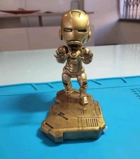 Marvel Iron man gold cellphone holder
