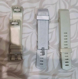 Fitbit charge smart watch replacement straps in silver & Gold