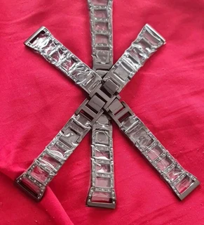 FitBit Versa 4 smart watch stainless steel with cubic zirconias black