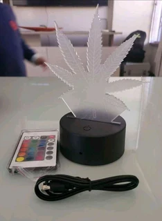 Green leaf 3D multicolored light with remote control