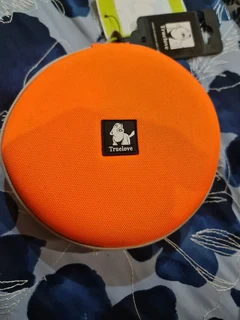 pet food and water traveling bag for your babies in Orange