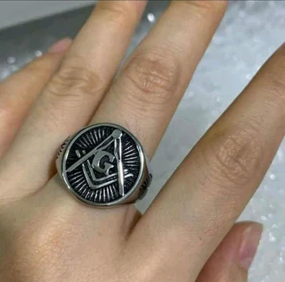 Free massons Illuminate silver cosplay sizes 7 only