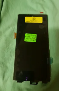 Samsung  Galaxy  Note 10 original vodacom lcd no frame I don't fit i only sell parts