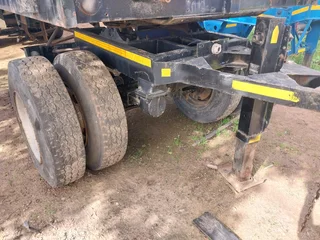Single axle dolly