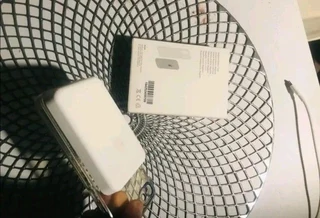 IPhone wireless power bank