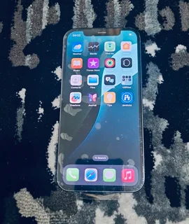 iPhone 12 black 64gb