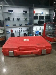 Wheel bearing removal kit  R1000