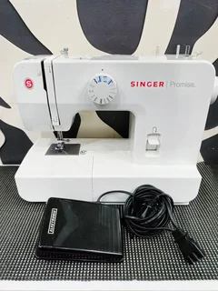 SINGER PROMISE SEWING MACHINE (R2200)