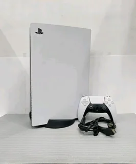 PS5 DISC EDITION NOW - R9500!!!