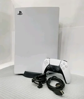 PS5 DISC EDITION NOW - R9500!!!