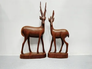 HAND CARVED ARICAN ART SCULPTURES (FROM R50)