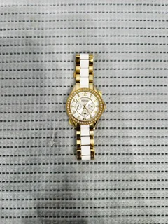 LADIES FOSSIL WATCH (R1100)