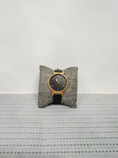 Ladies Fossil Watch (r1300)