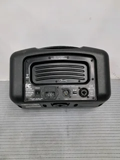 Behringer monitor speaker R2000