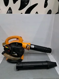 McCullouch leaf blower  petrol m320  R2600