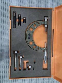 Mituyoyo micrometer R550