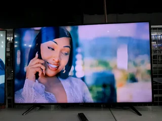 Hisense 58&#34; smart TV  R5800