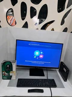 27&#34; Samsung smart monitor  combo R2000