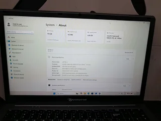 Packard bell laptop new R2500