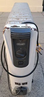 DeLonghi electric oil filled heater