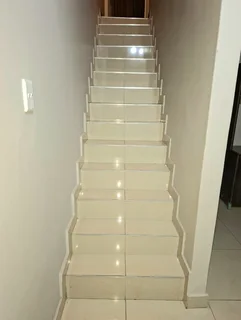 HOUSE FOR RENT IN MONTFORD CHATSWORTH