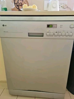 Appliance Spares available for those trusty older Appliances of yours.