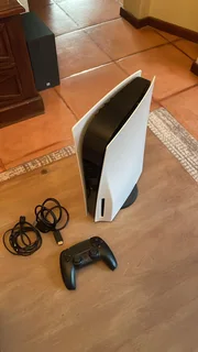 PlayStation 5 (Disc Version) - Excellent Condition