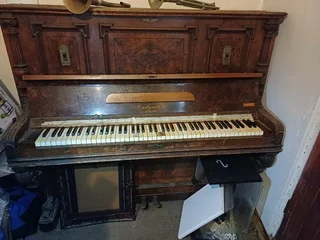 Piano endymion dresden good sound in playing condition