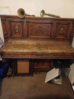 Piano endymion dresden good sound in playing condition