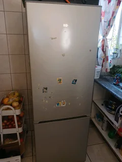 Fridge-Freezer Regassing Onsite