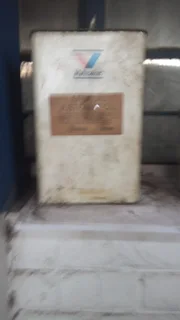 Vintage Valvoline 1 Gallon Square Tin