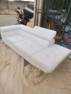 COUCHES &amp; SOFAS REPAIRS