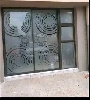 ALUMINIUM GLASS TINTING SOLUTIONS