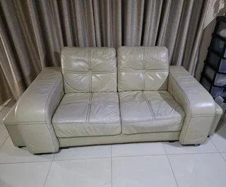 2 -Seater Upper Leather Sofas
