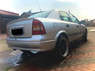 2004 Opel Astra Sedan