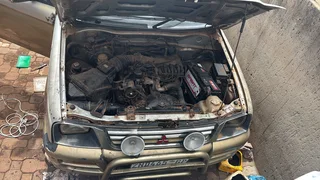 1999 Mitsubishi Colt