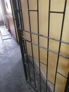 1 Bedroom flatlet R3500 (Water & Lights Incl.)  Unfurnished