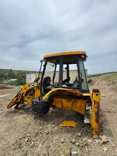 2014 - JCB TLB for Sale – Great Project....Negotiable !!!