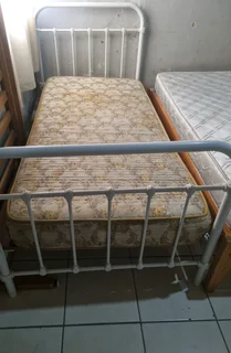 Beds for sale from R 500  to R 650