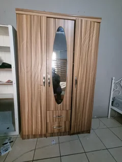 Wardrobe second hand for sale R 800