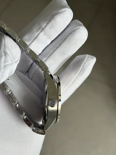 Ladies automatic watch