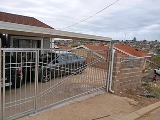 Galvanised driveway gates balustrade