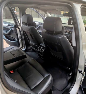 BMW X3 X-DRIVE 20d 1st Owner FSH &amp; Still in Showroom Condition R239.000neg