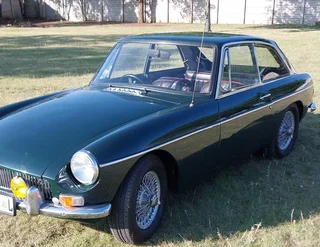 1967 MG B GT