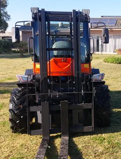 3 Ton Rough Terrain forklift