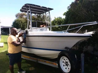 Boat detailing and buffing