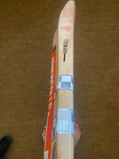 Cricket bat