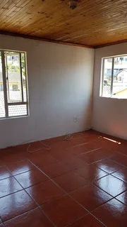 House to let in Chiltern Heights Shallcross  Queensburgh