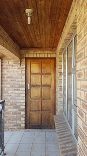 House to let in Chiltern Heights Shallcross  Queensburgh